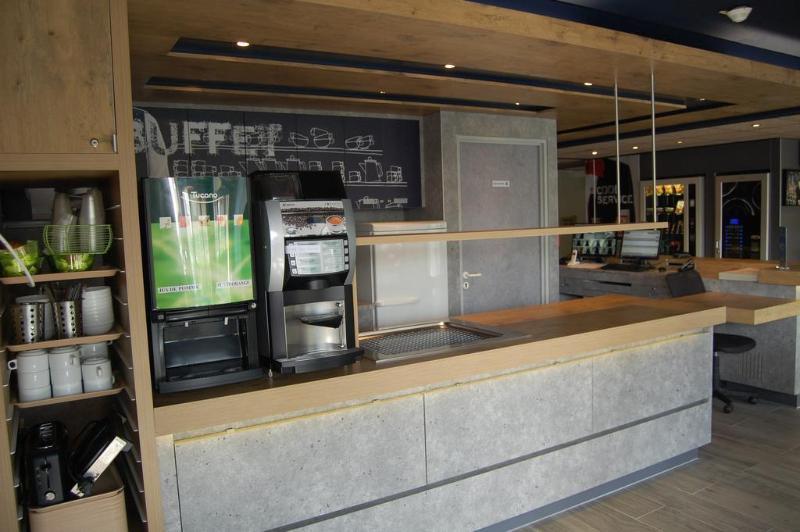 Ibis Budget Marseille Vitrolles Vitrolles (Bouches-du-Rhone) Exterior foto