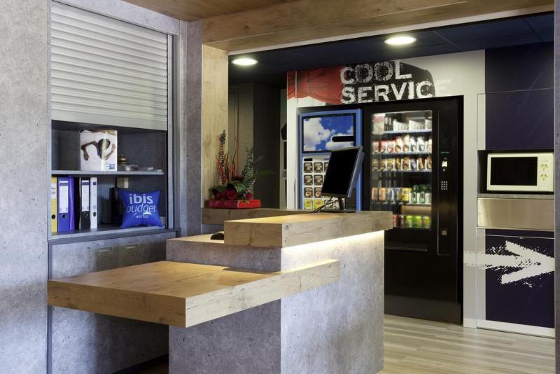 Ibis Budget Marseille Vitrolles Vitrolles (Bouches-du-Rhone) Exterior foto