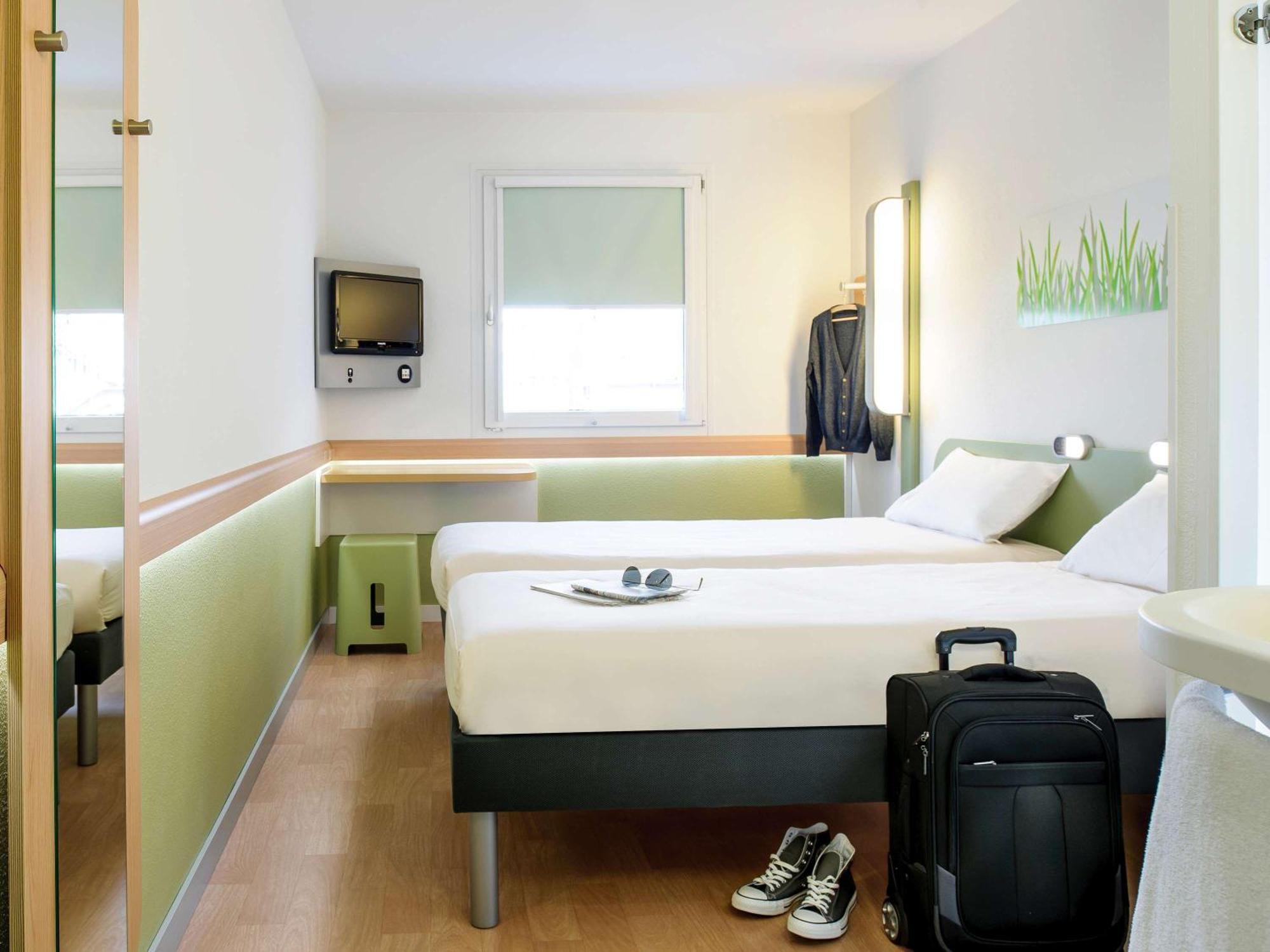 Ibis Budget Marseille Vitrolles Vitrolles (Bouches-du-Rhone) Exterior foto
