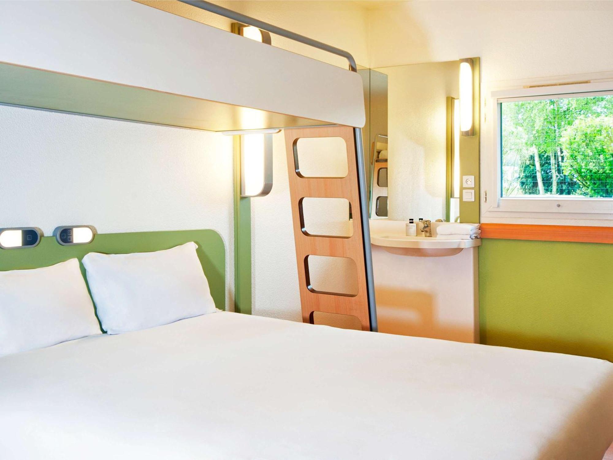 Ibis Budget Marseille Vitrolles Vitrolles (Bouches-du-Rhone) Exterior foto