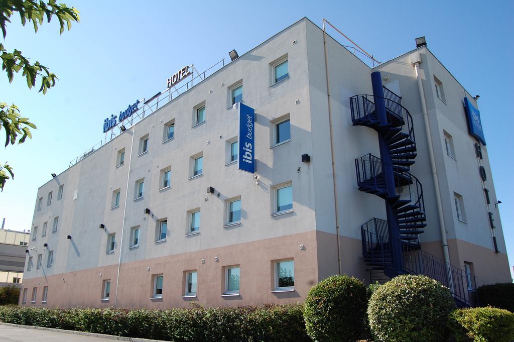 Ibis Budget Marseille Vitrolles Vitrolles (Bouches-du-Rhone) Exterior foto