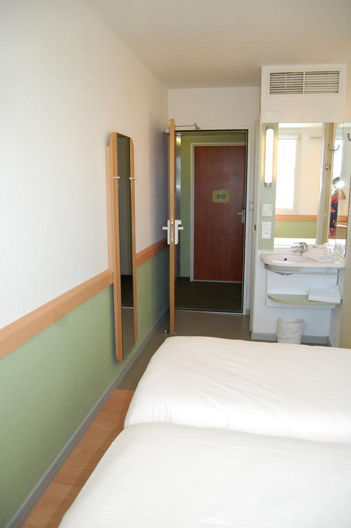 Ibis Budget Marseille Vitrolles Vitrolles (Bouches-du-Rhone) Quarto foto